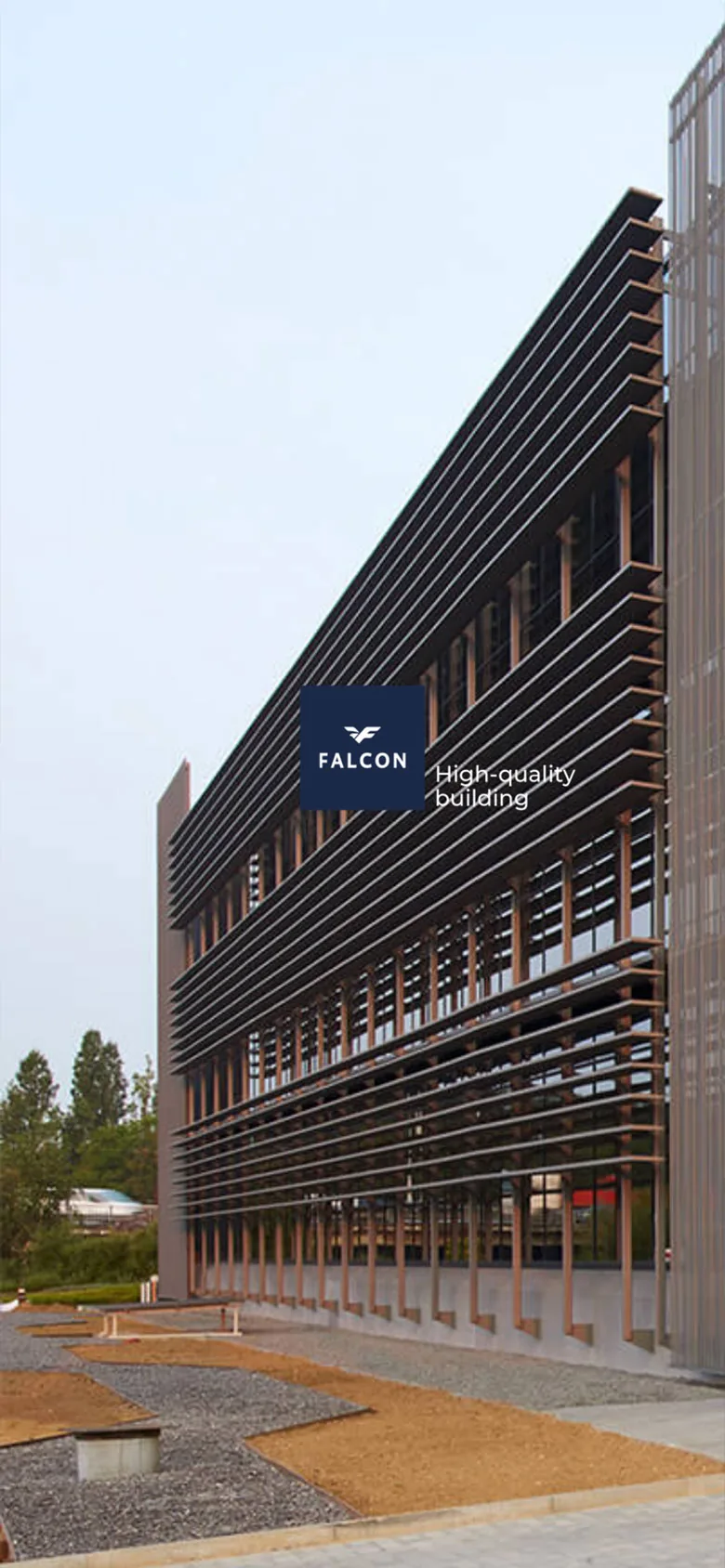 Falcon Building sur mobile